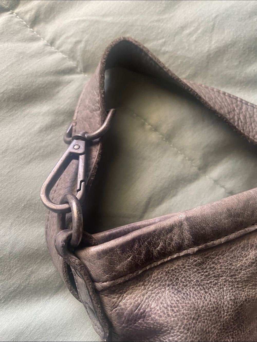 latico Metallic Gray Leather Shoulder Bag with Front Pocket - Picture 6 of 6
